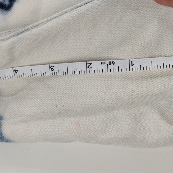 Bebe Acid Washed Ombre Distressed Ripped Shorts - Picture 16 of 16